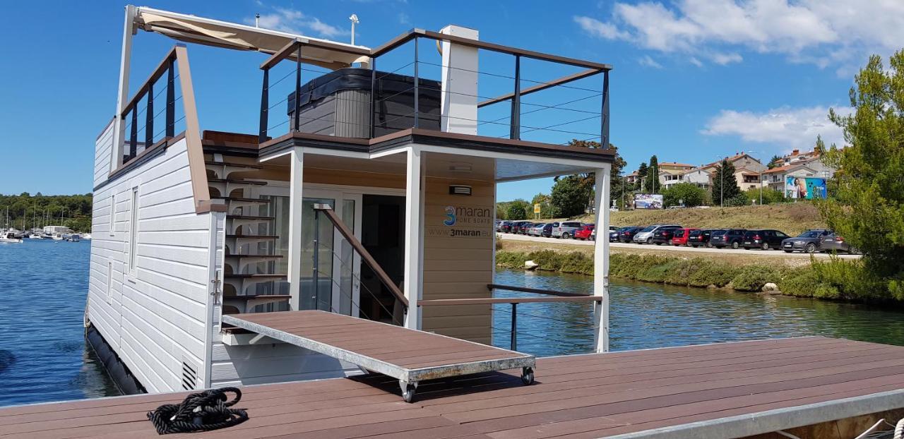 Hotel House Boat - Floating House Sofia à Pula Extérieur photo