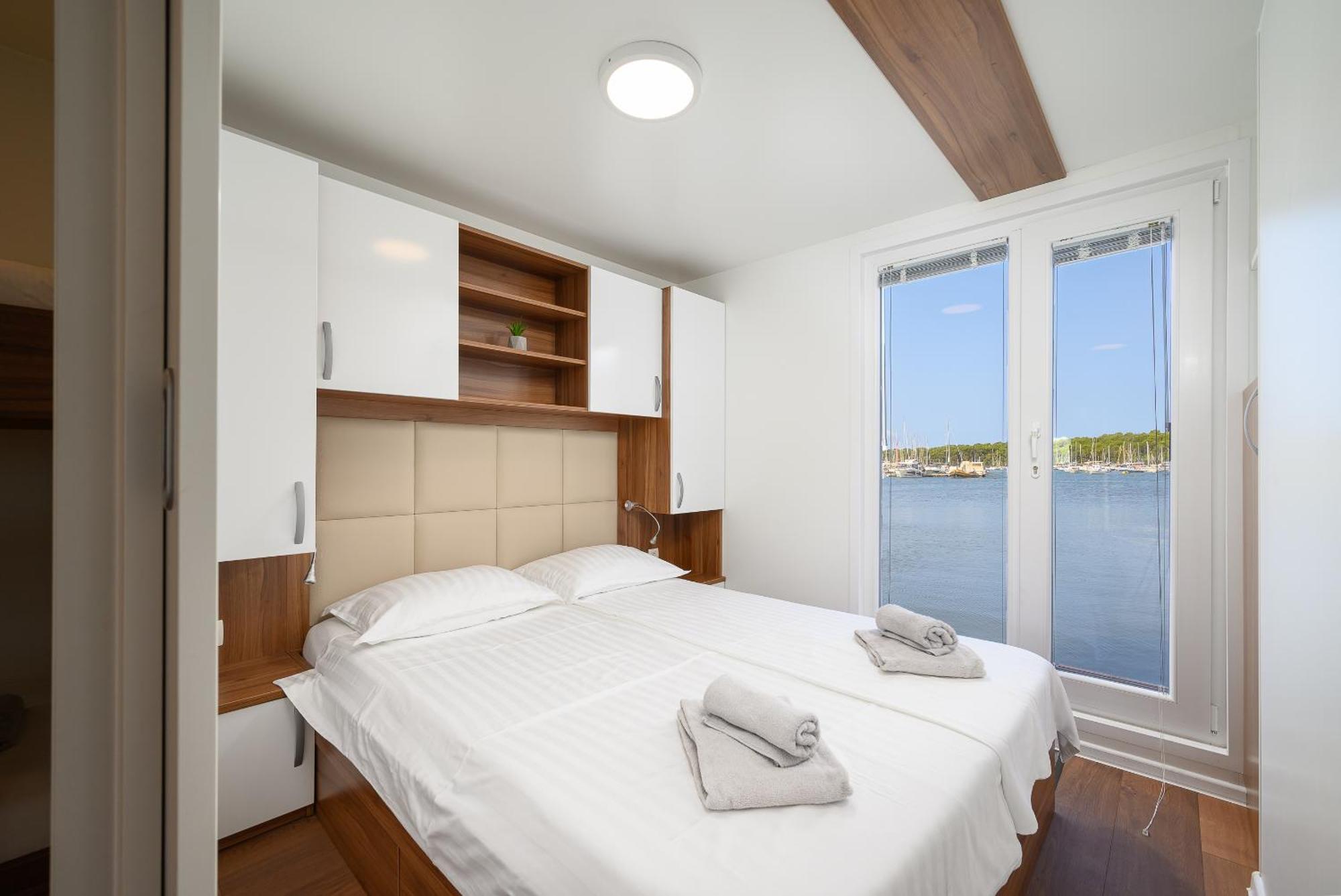 Hotel House Boat - Floating House Sofia à Pula Extérieur photo